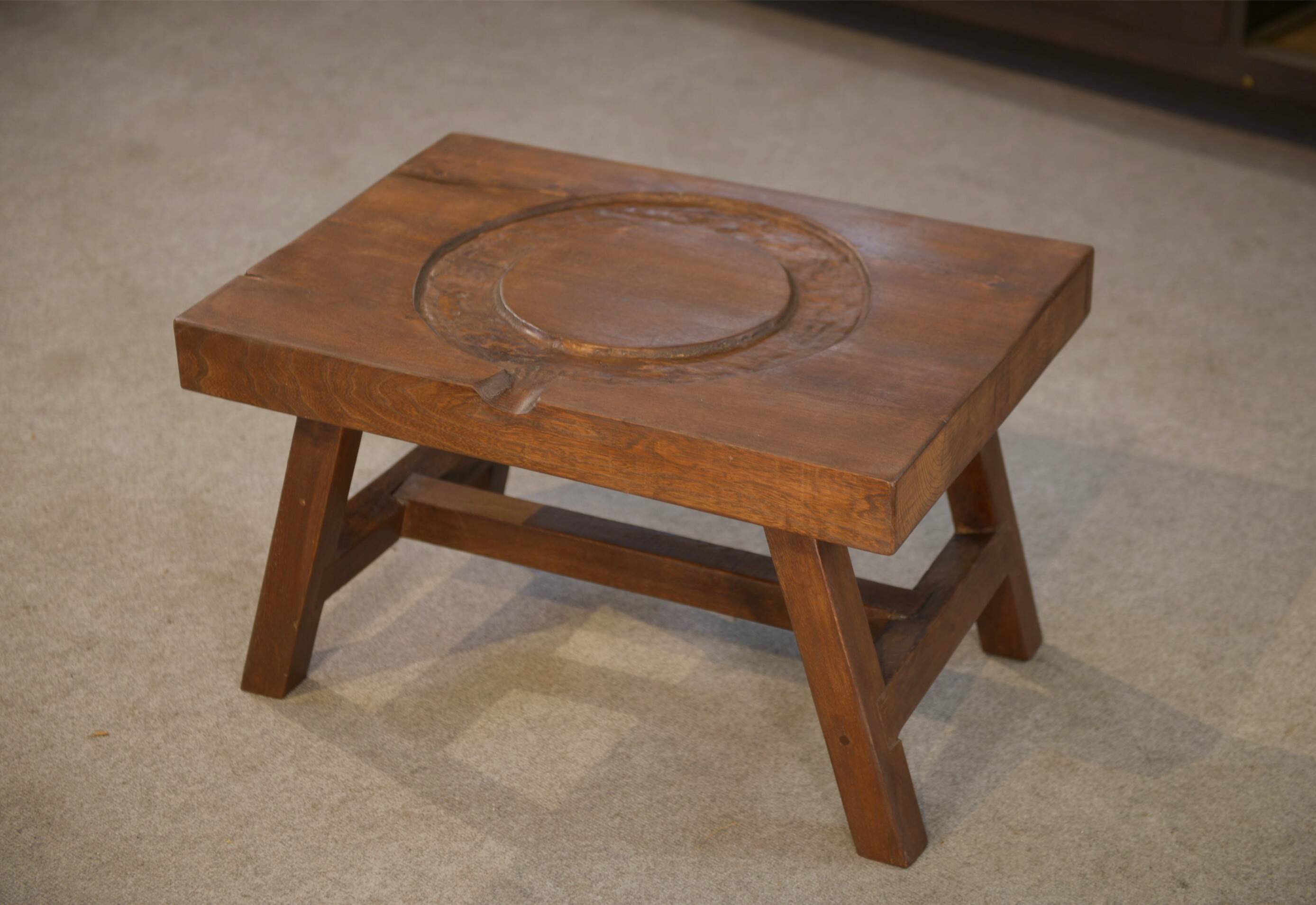 Table basse brutaliste en orme 1950’s