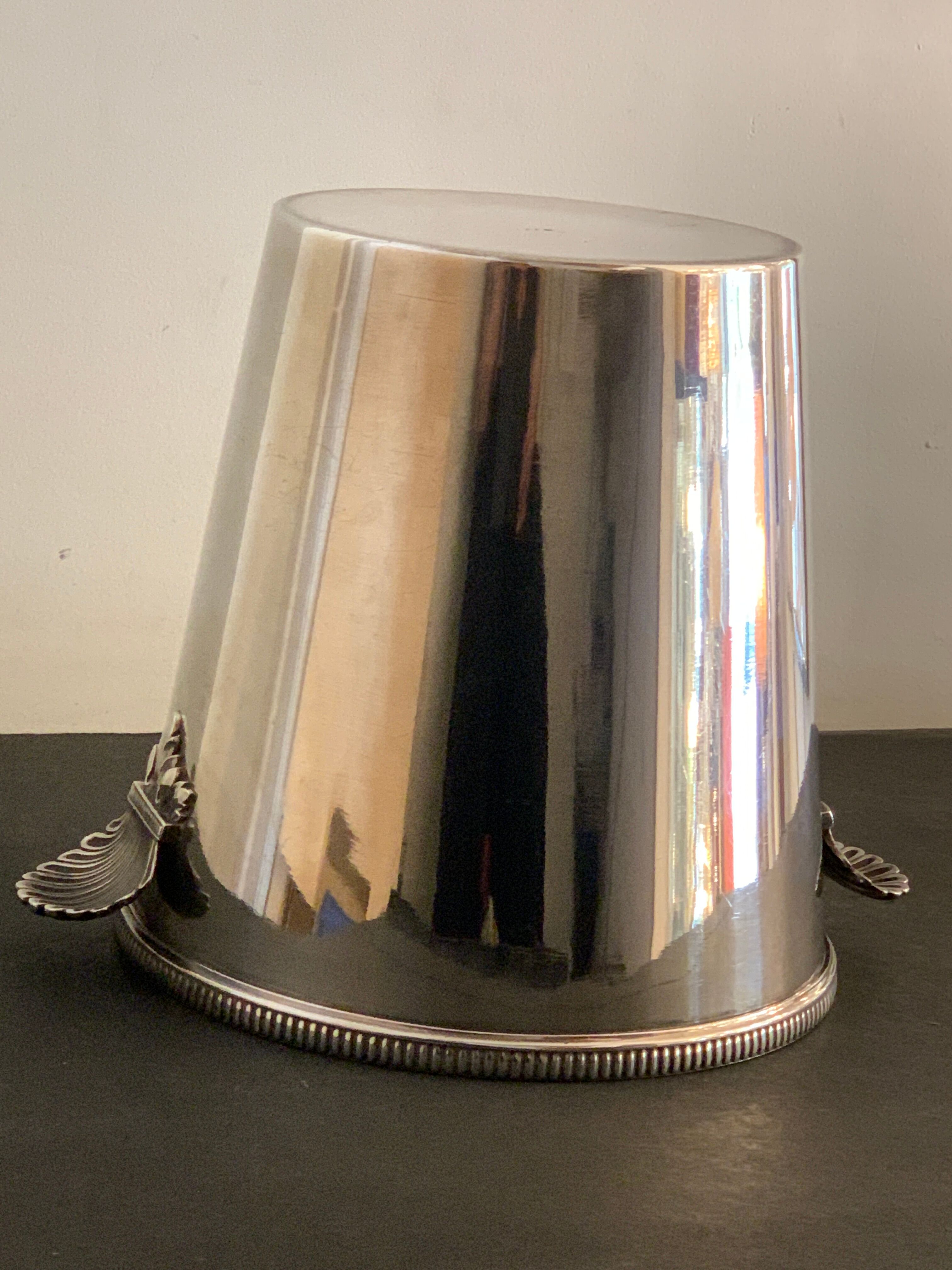 Pearl silver metal champagne bucket, shells or shells