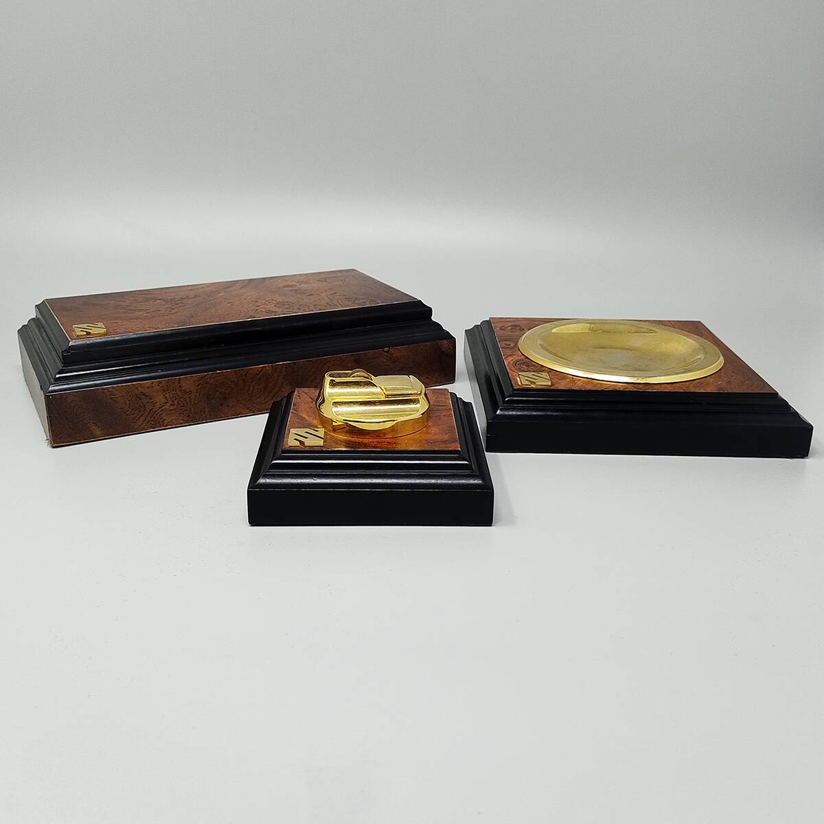 1970s Gorgeous Smoking Set in Luxury Thuja Root. Made in Italy