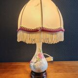 Porcelain table lamp with floral decoration