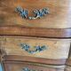 Commode 3 tiroirs arbalette Louis XV en noyer de 1960