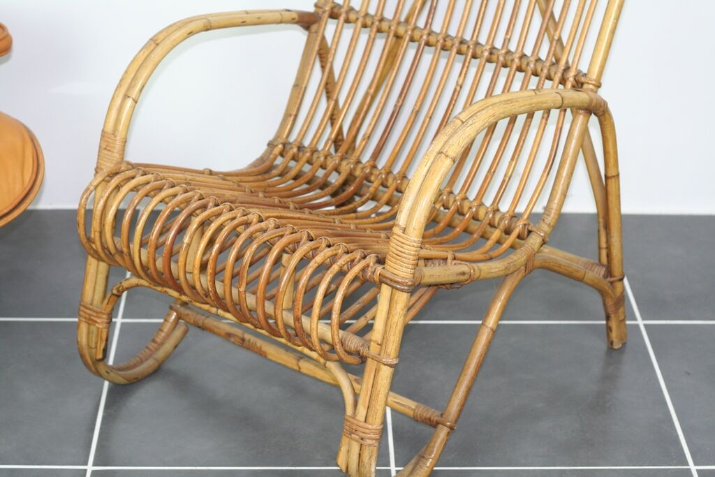 Vintage chair in rattan