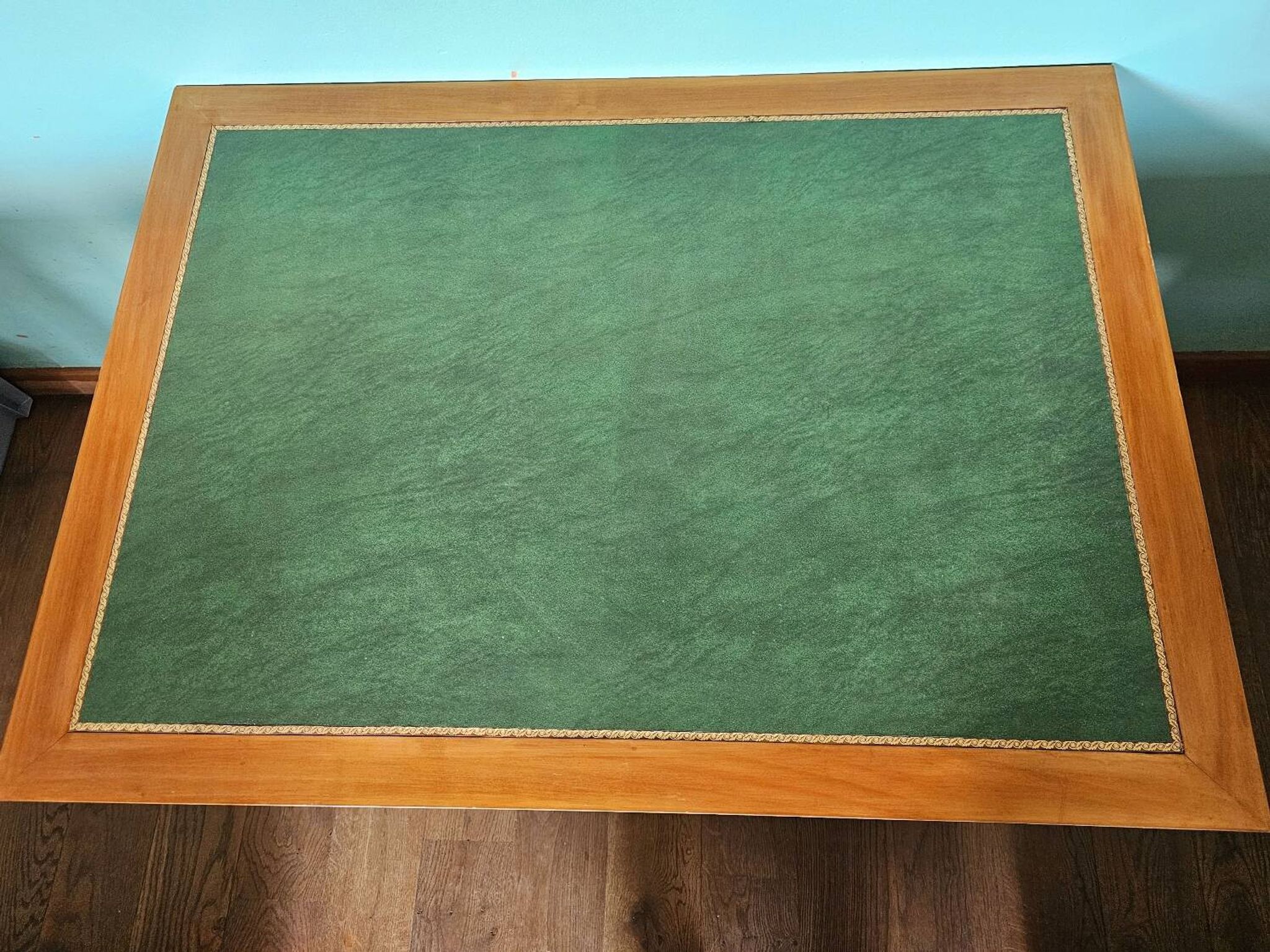 Bureau de style Louis XVI