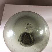 Vase boule vintage en verre bullé et laiton