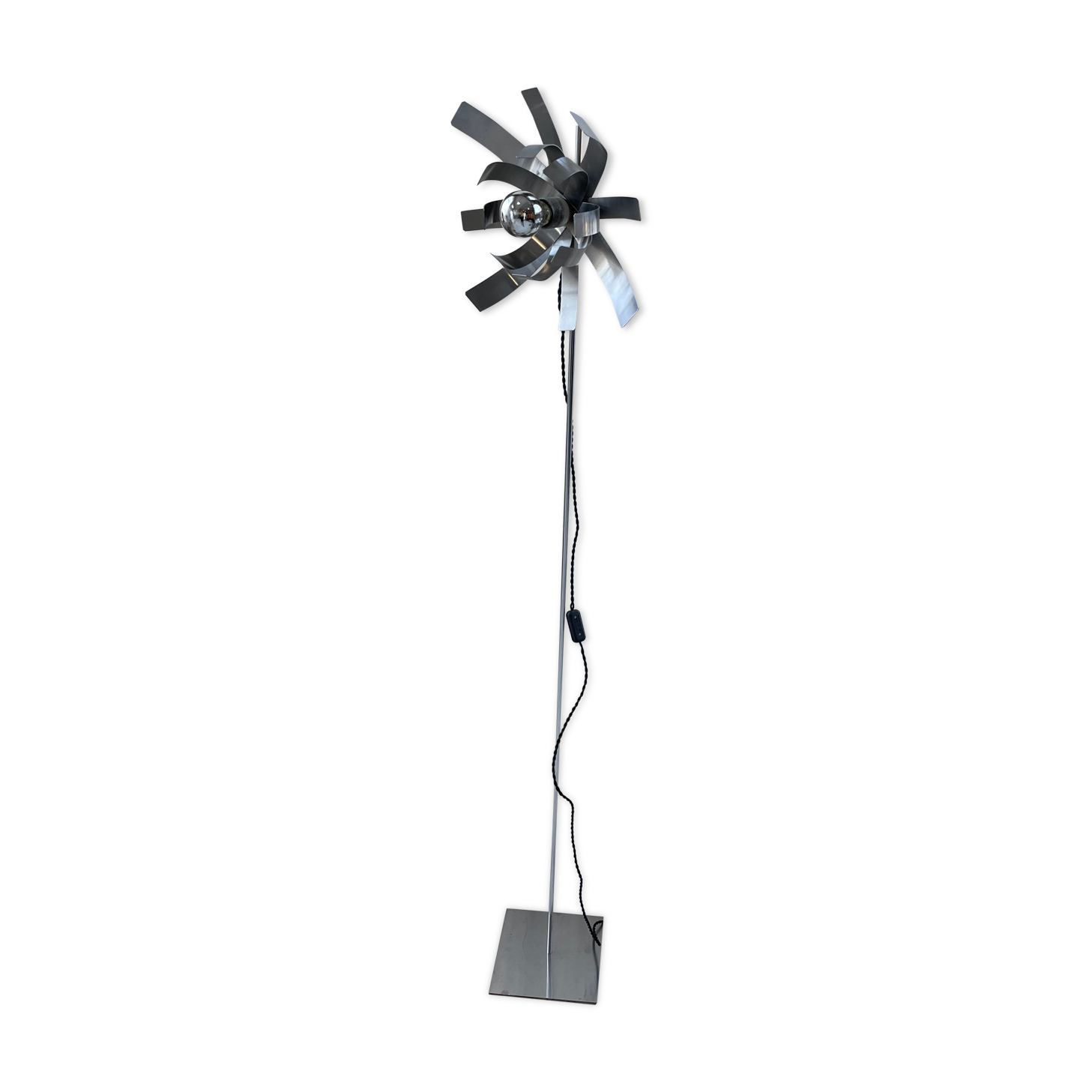 Floor lamp chrome 'flower' design Jacques Veyrat-Masson and Philippe Rogier, edited by Oxar