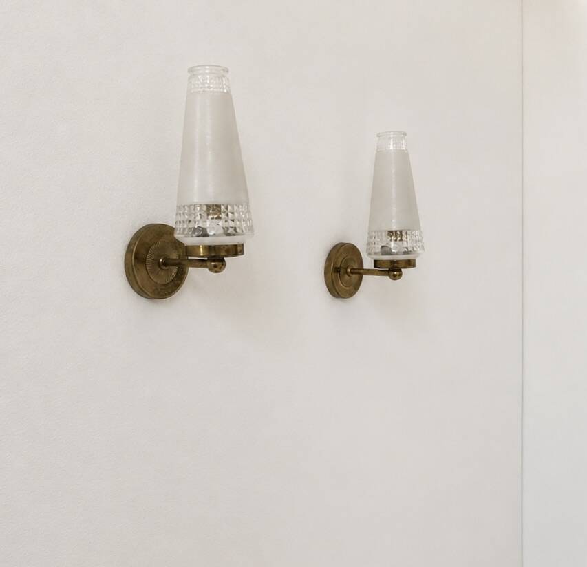 Paire d'appliques en verre et laiton, France, 1960