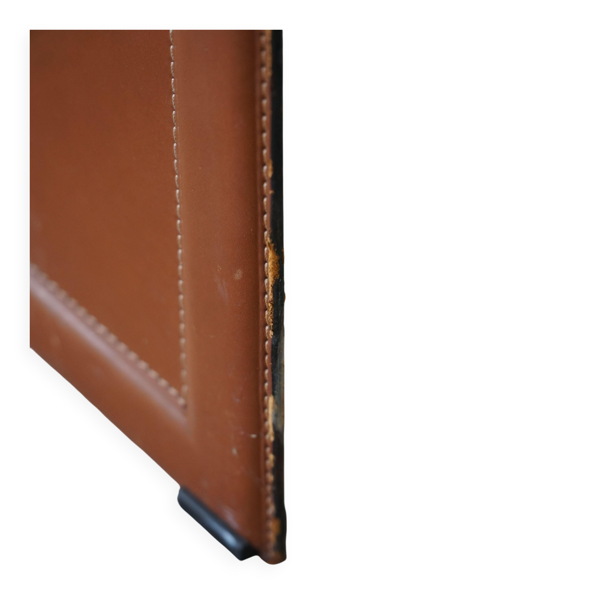 Ensemble de 4 fauteuils en cuir marron/rouge, Tito Agnoli, moderne italien, années 1970