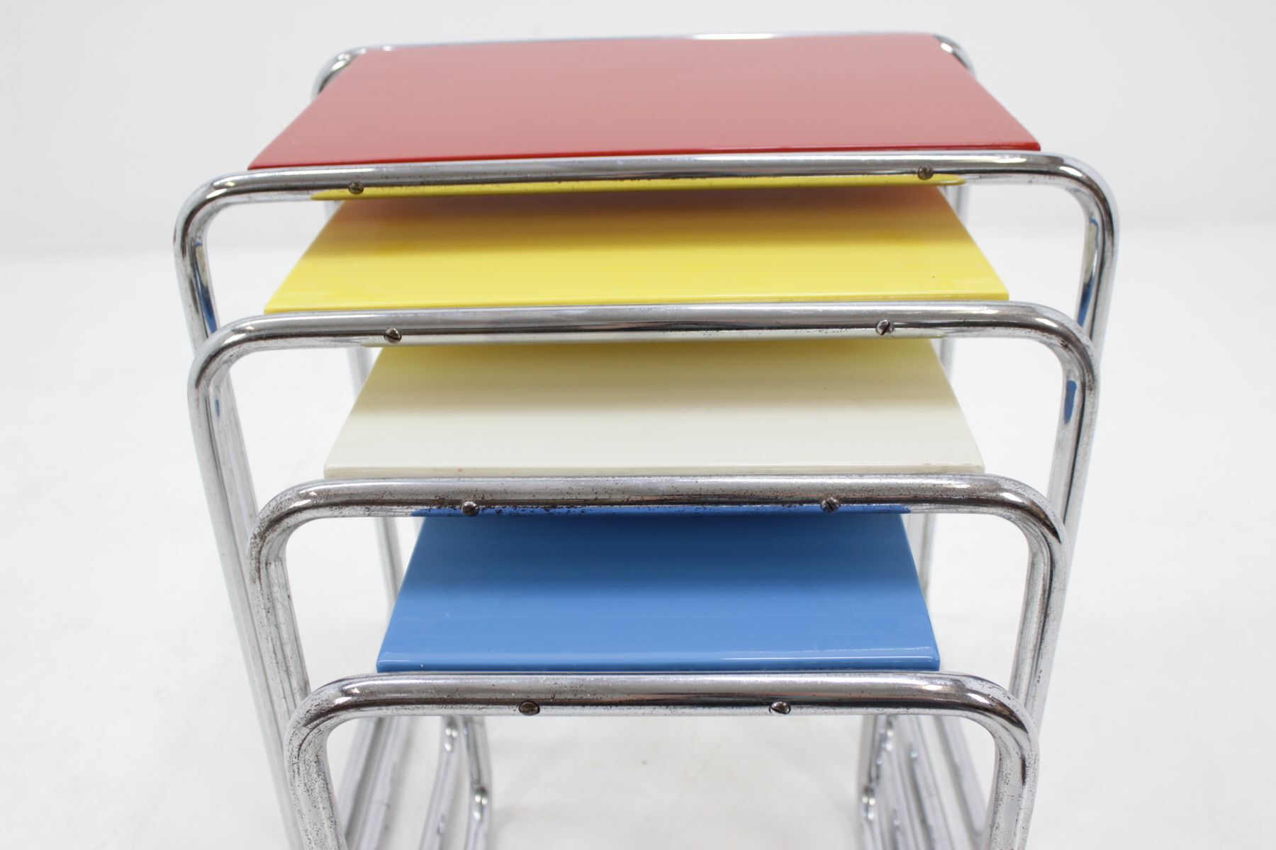 Pull-out tables B9 Bauhaus by Marcel Breuer 1930