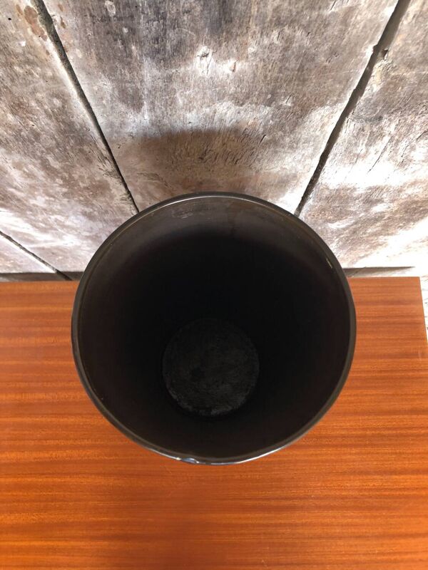 Porte parapluie carton bouilli + cerclage laiton + bac intérieur vintage