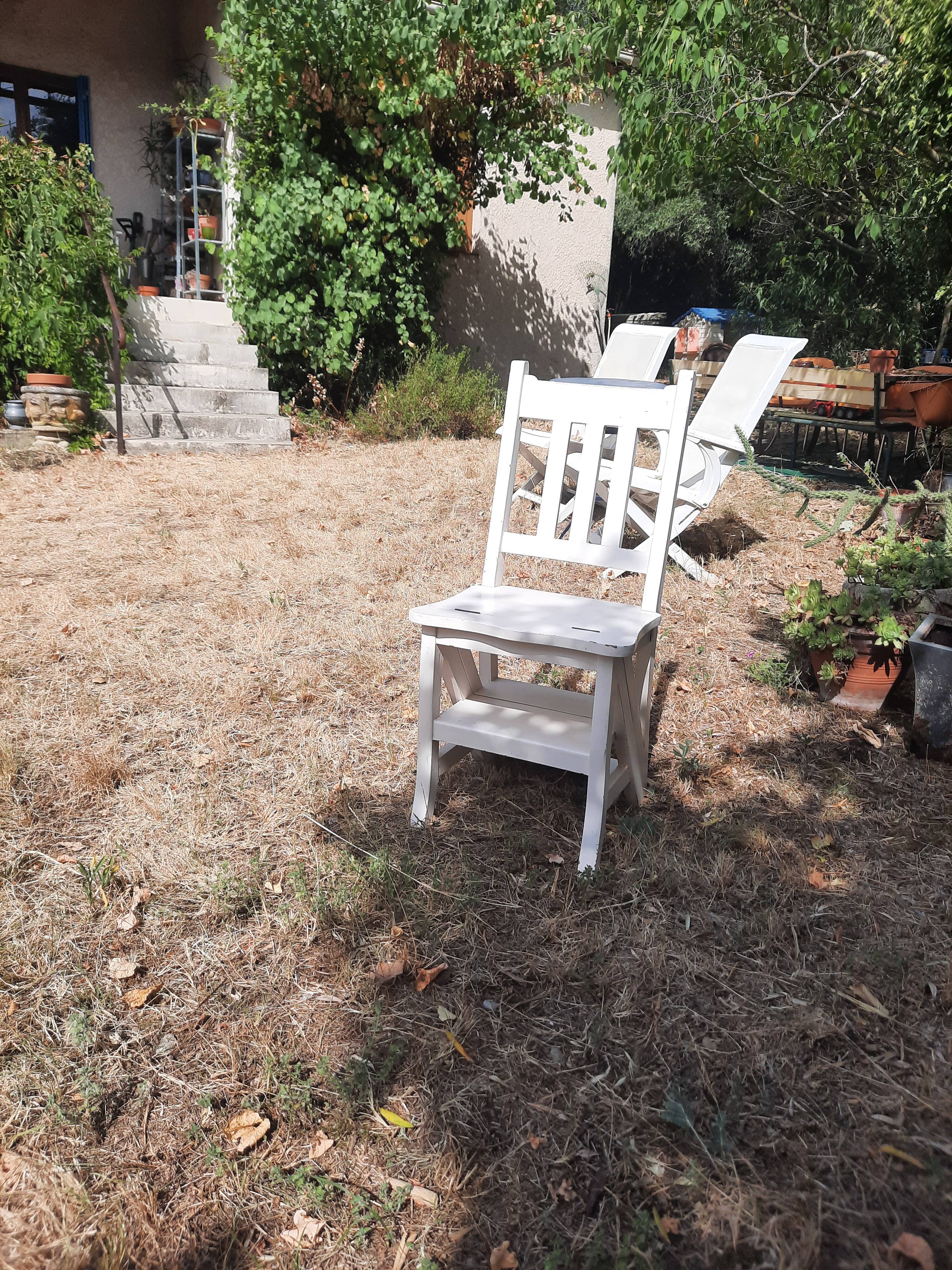 step stool/library chair