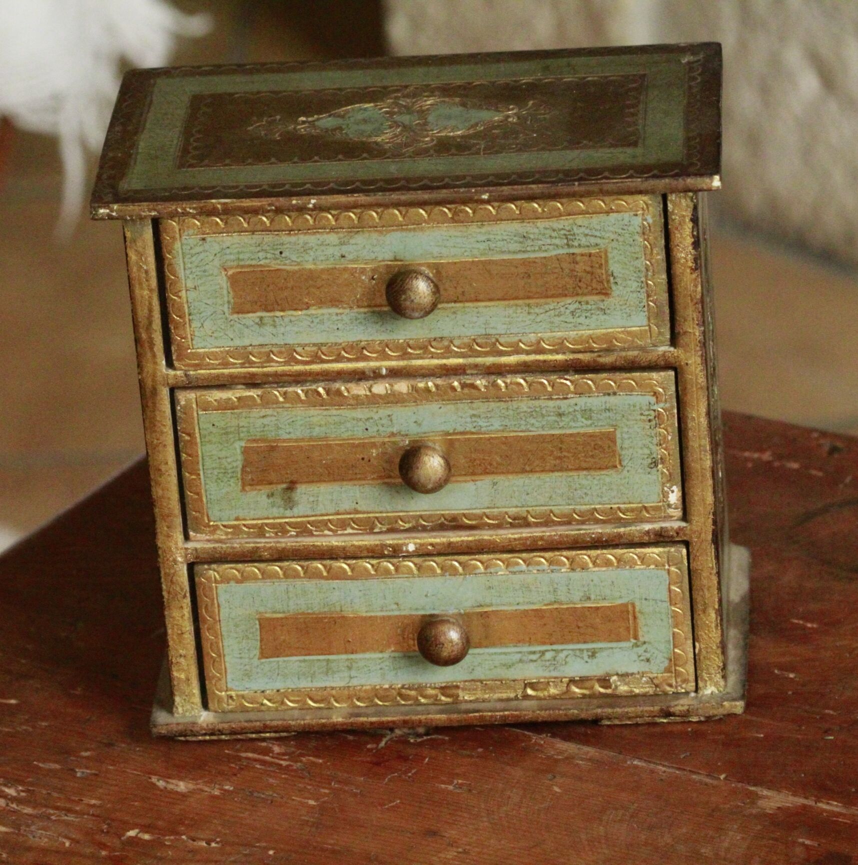 Florentine jewelry box