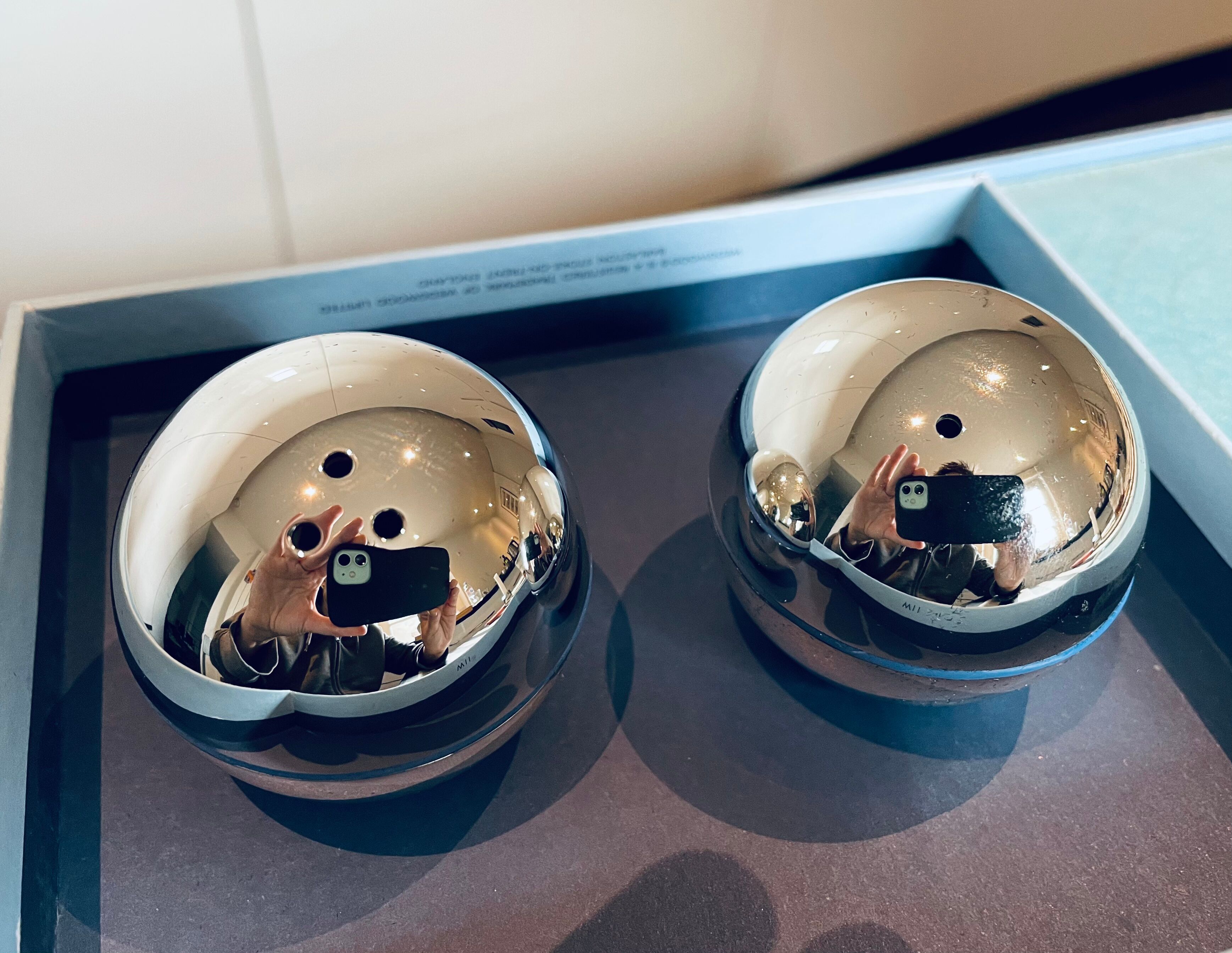 Wedgwood duo salt and pepper