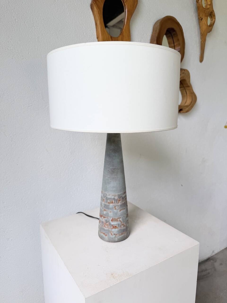 Lampe de table céramique bleue style 1950