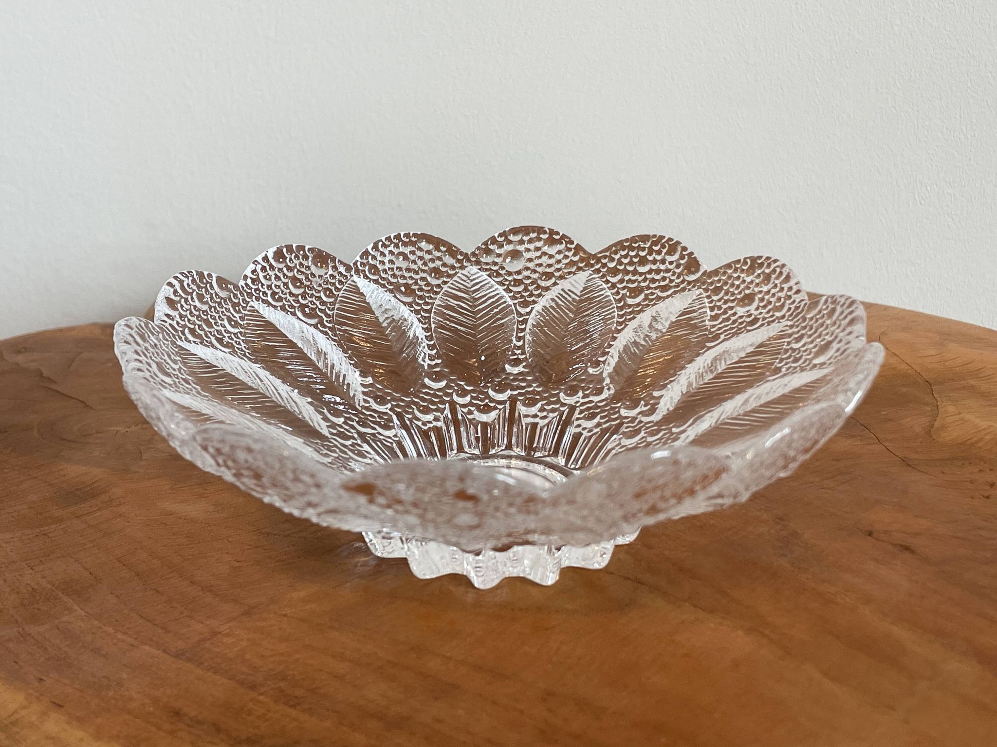 Lausitzer Glaswerke, East German (GDR) Crystal Glass Serving Bowl, Medea Design by R. Koschnick