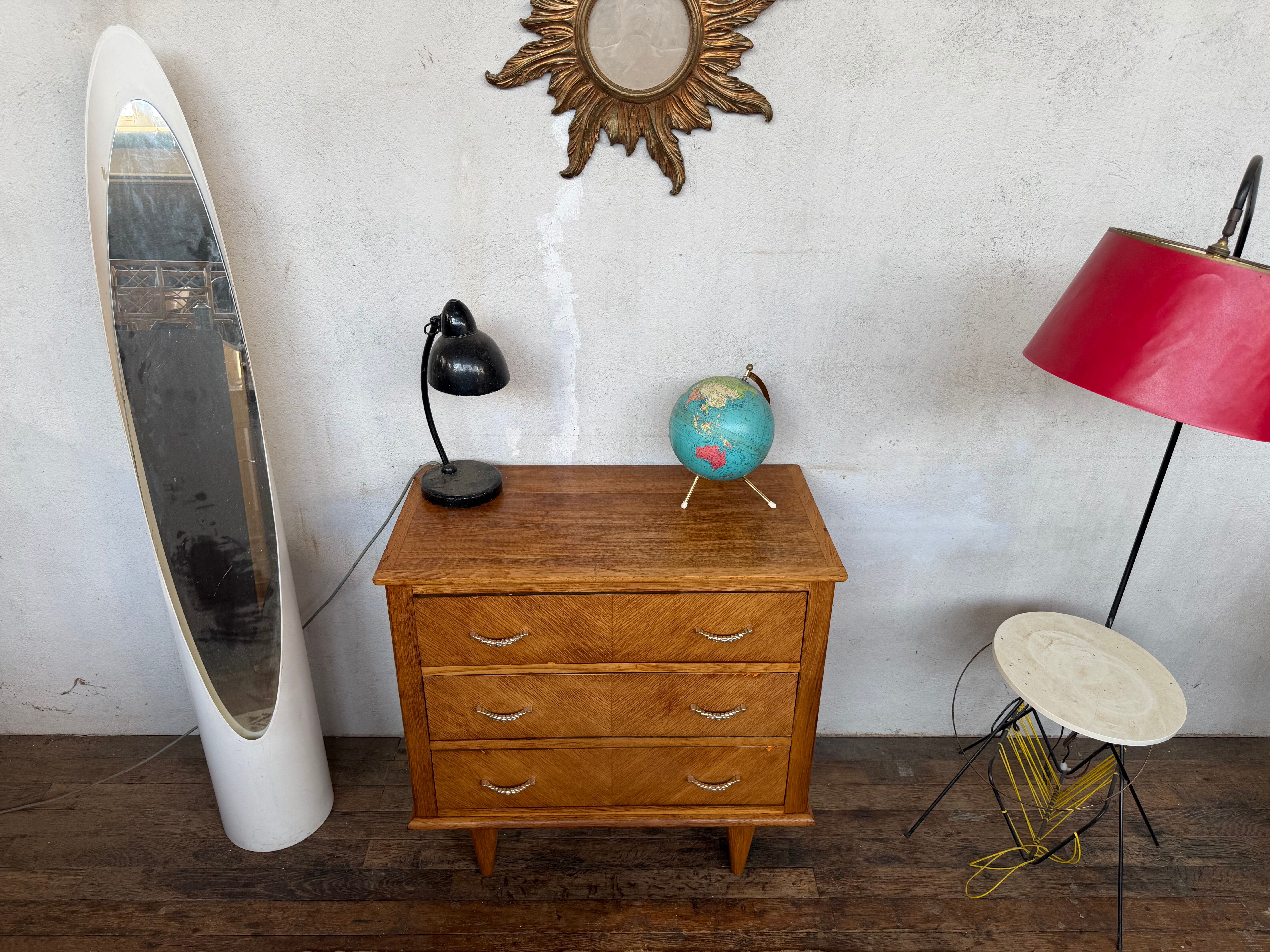 Vintage commode with diamond handles