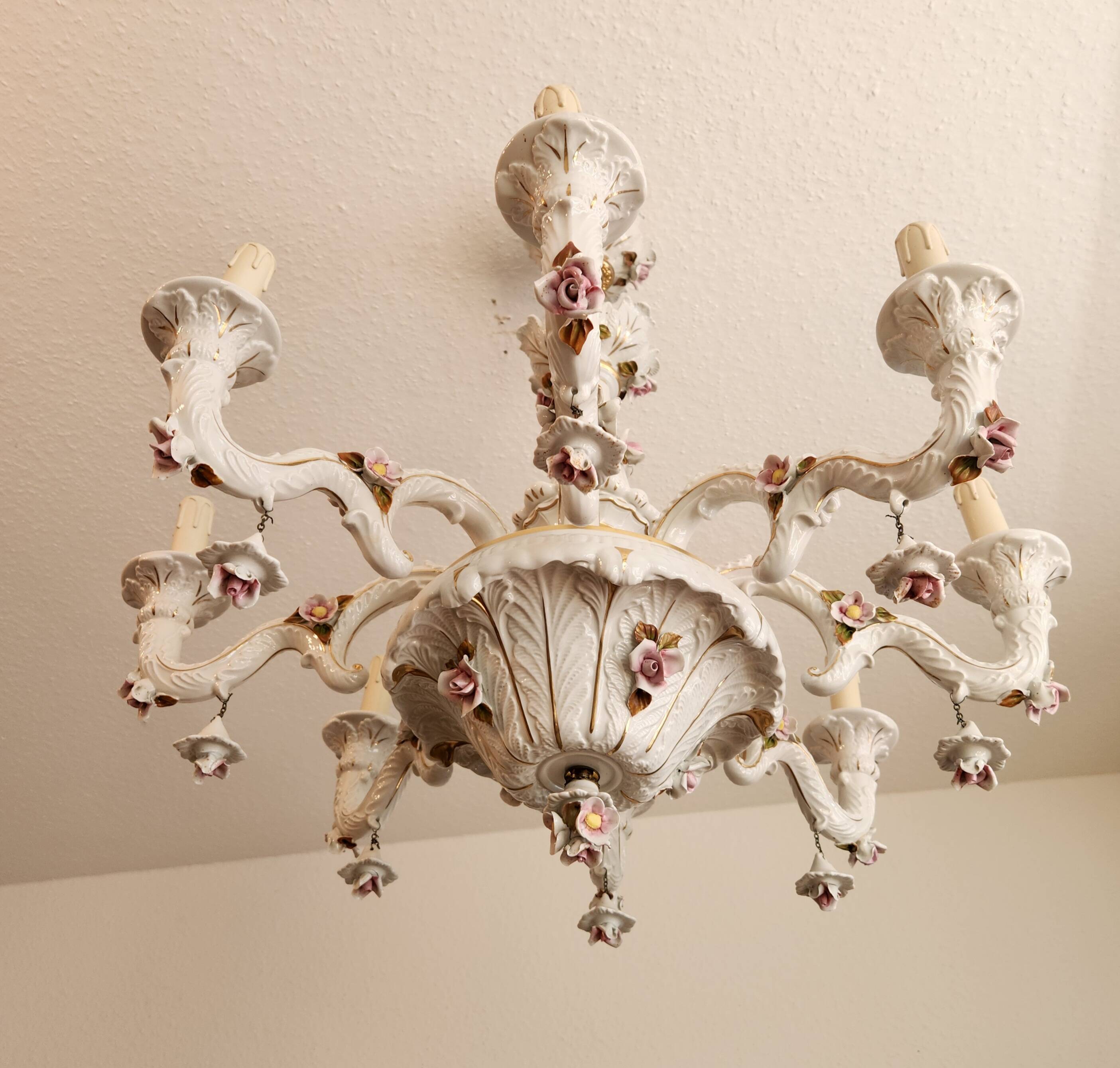 Large hand-painted gilded chandelier mangani ceramiche porcelain