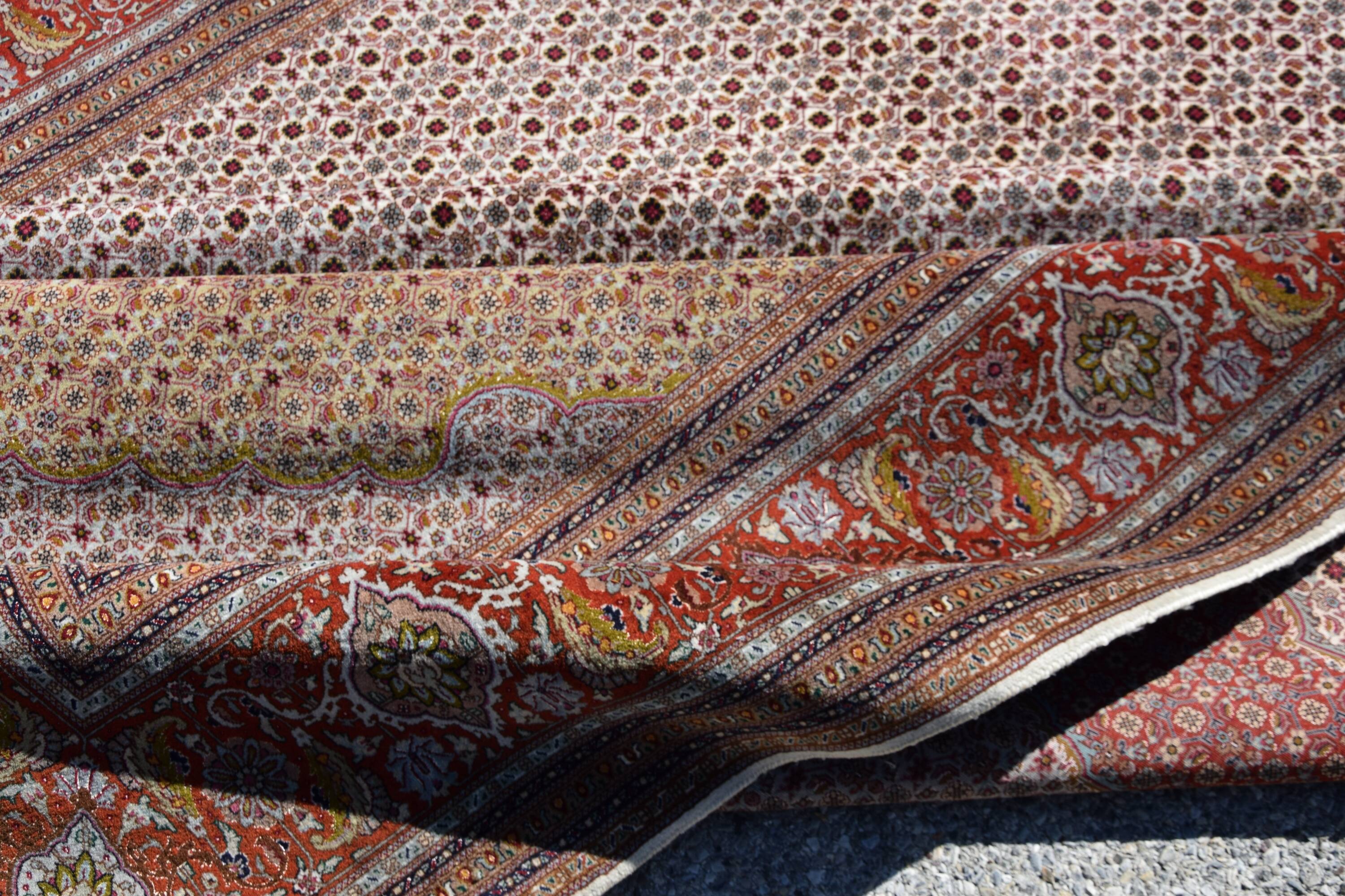 Iran Tabriz Mahi wool and silk oriental rug: 3.60 x 2.50 meters