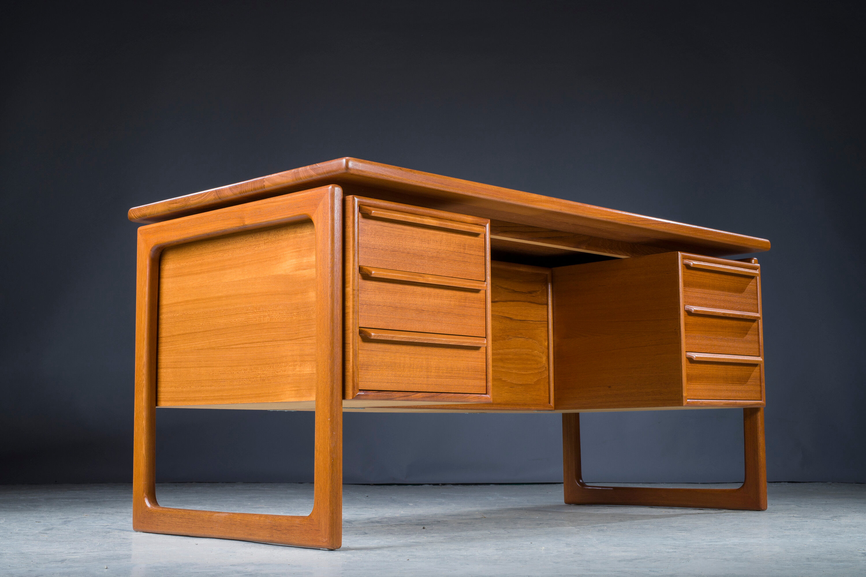 Mid-Century Desk in Teak from GV Møbler, 1960s
