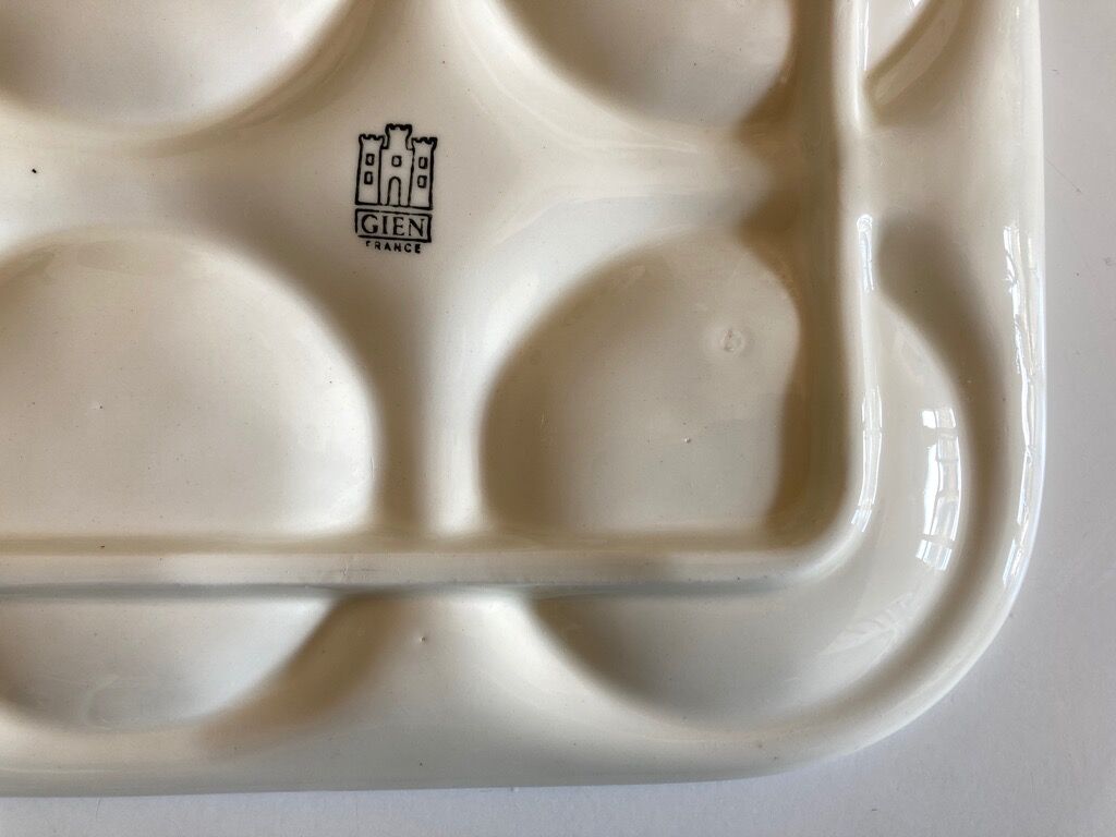 Dish in white gien earthenware