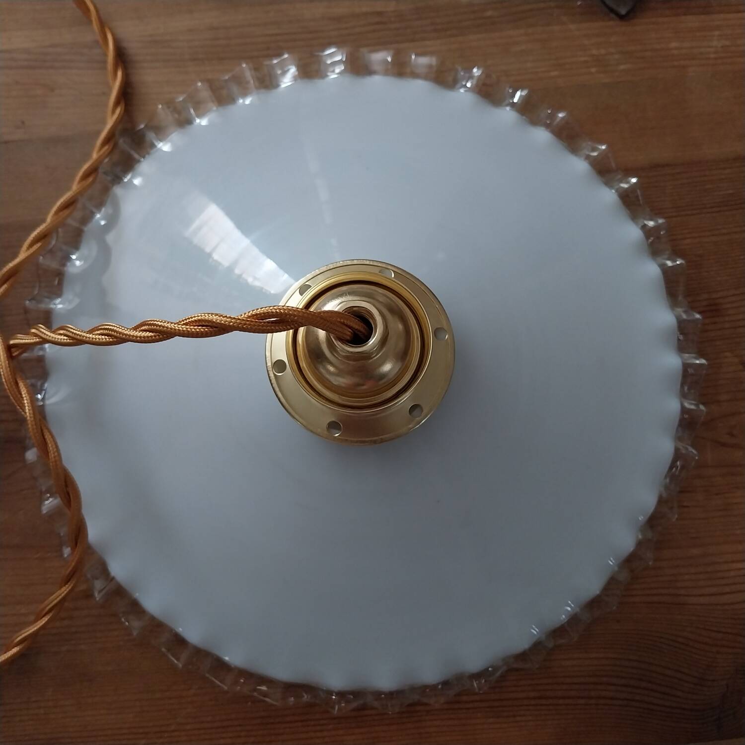 Opaline lamp