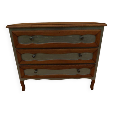 Stylish 3-drawer solid wood chest of drawers, completely revamped