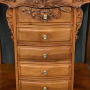 Walnut Coffee Table, Louis XV Style – Early 20th Century