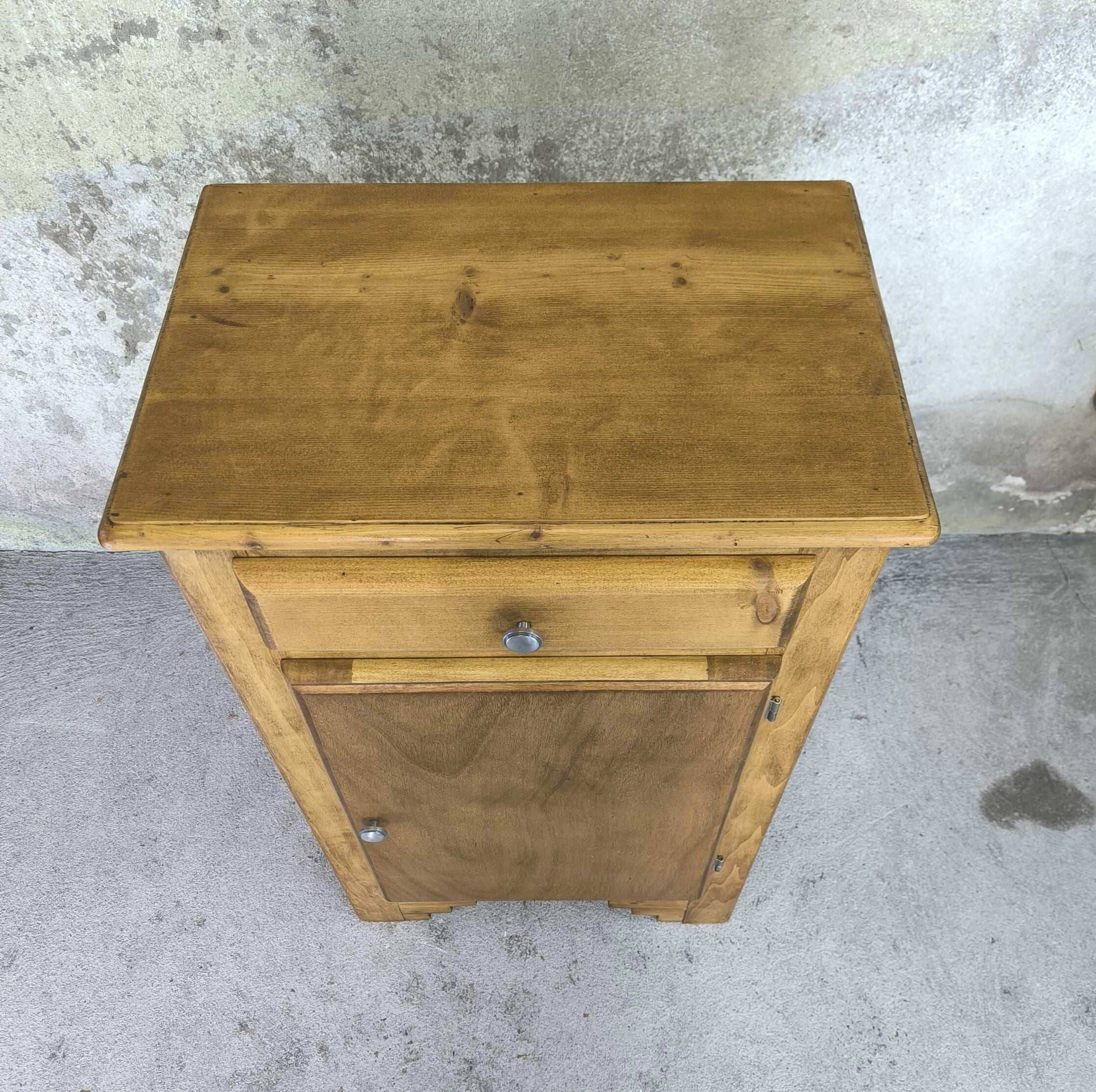 Vintage wooden sideboard/confiturier