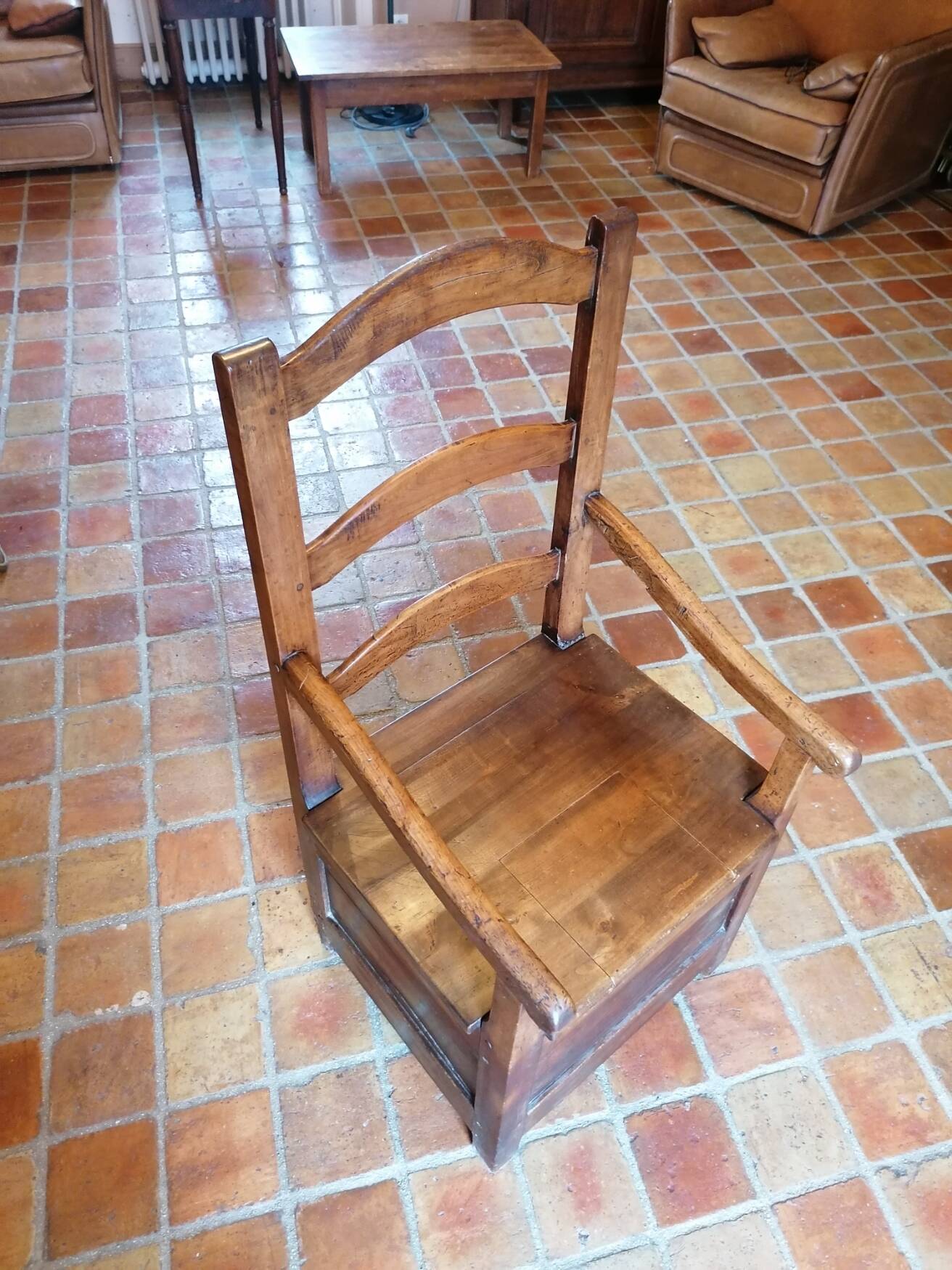 Antique solid wood trunk chair