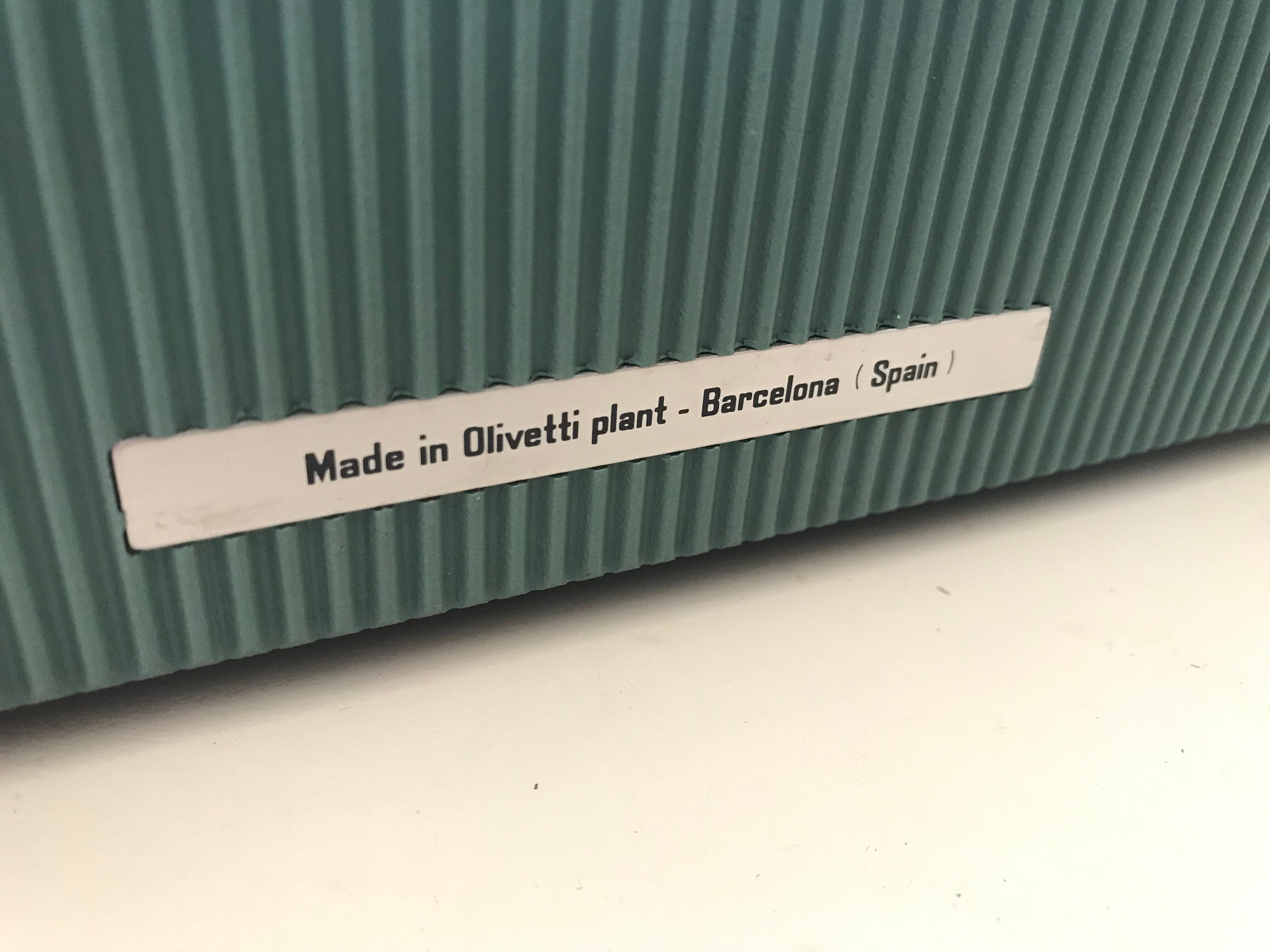 Olivetti Lettera 32 Typewriter