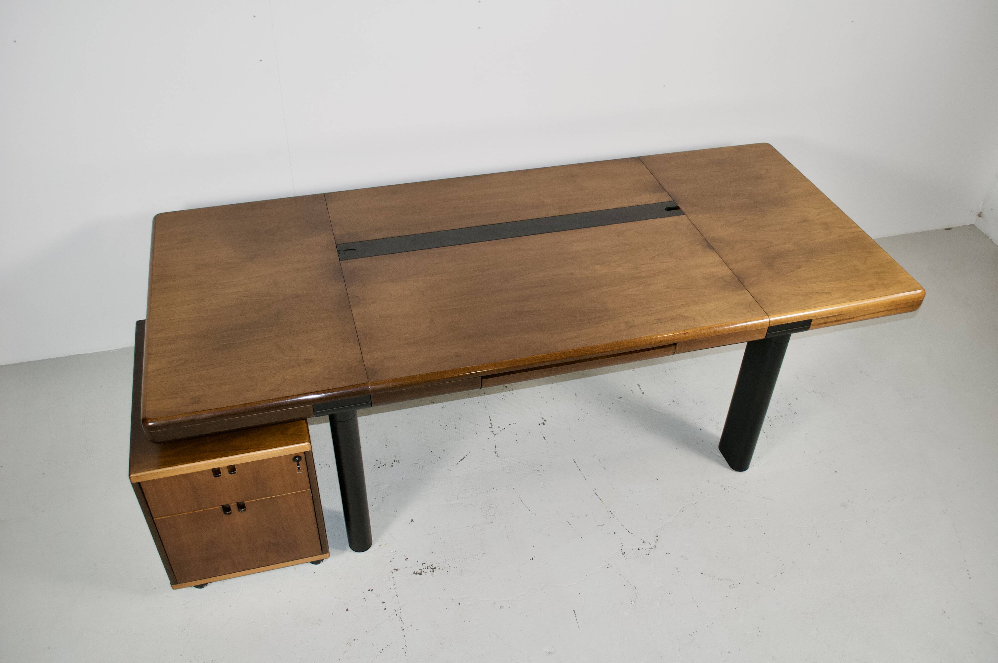 Important walnut executive desk for faram 1957 italy publisher 80's