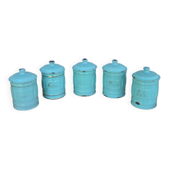 Set of 5 enameled sheet metal pots