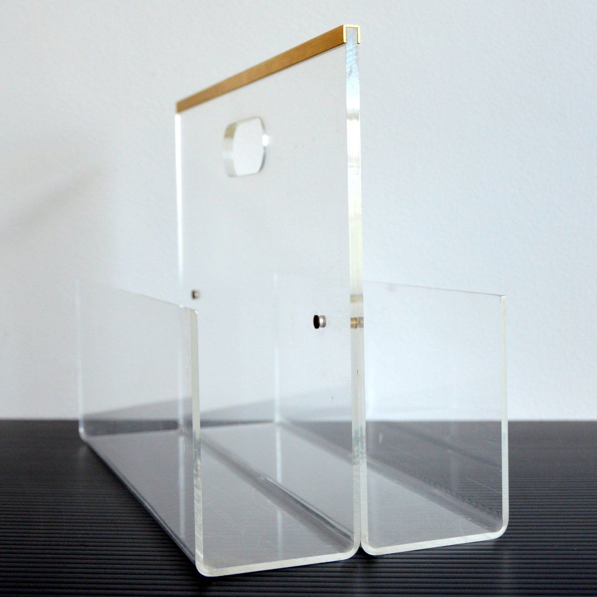 Magazine holder 1970