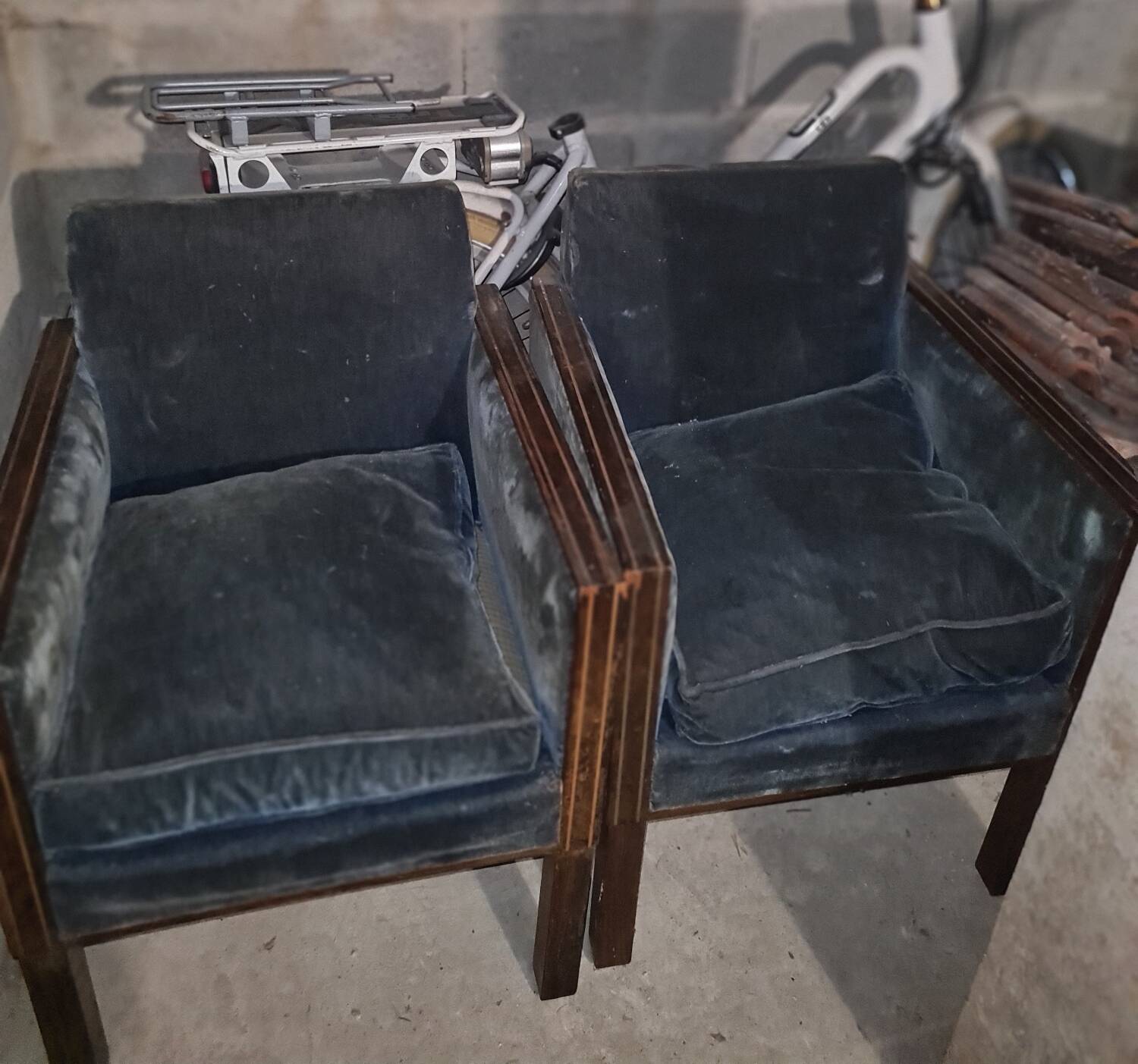2 vintage armchairs