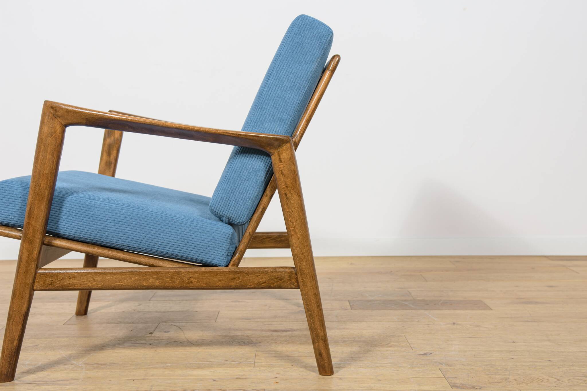 Model 300-139 Armchairs from Swarzędz Factory, Poland, 1960s, Set of 2
