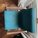 Fauteil scandinave bois courbé / suede turquoise