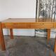 Bureau vintage 1970/1980 en bois blond, simat