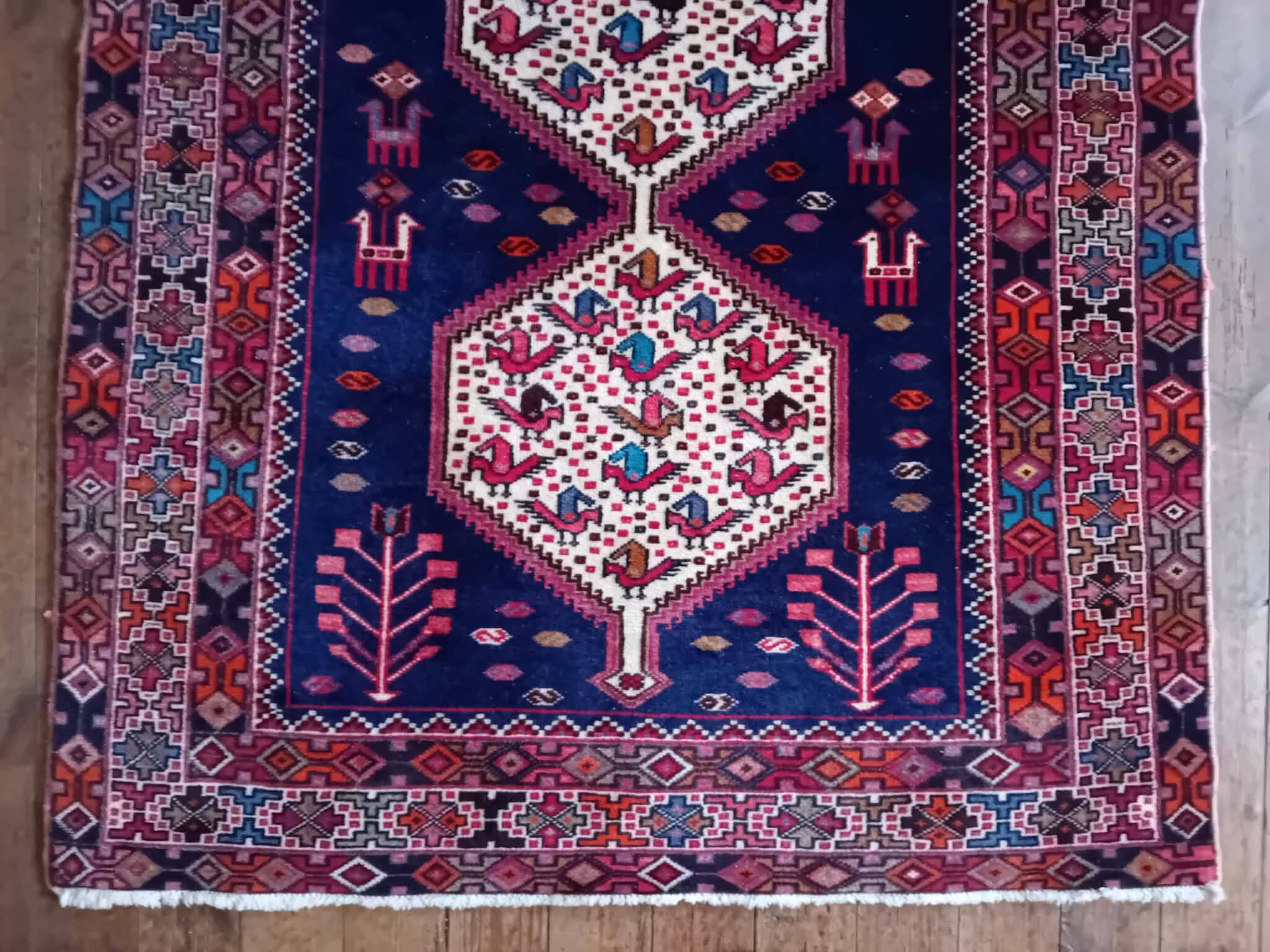 Handmade Persian Abadeh rug 203x125cm