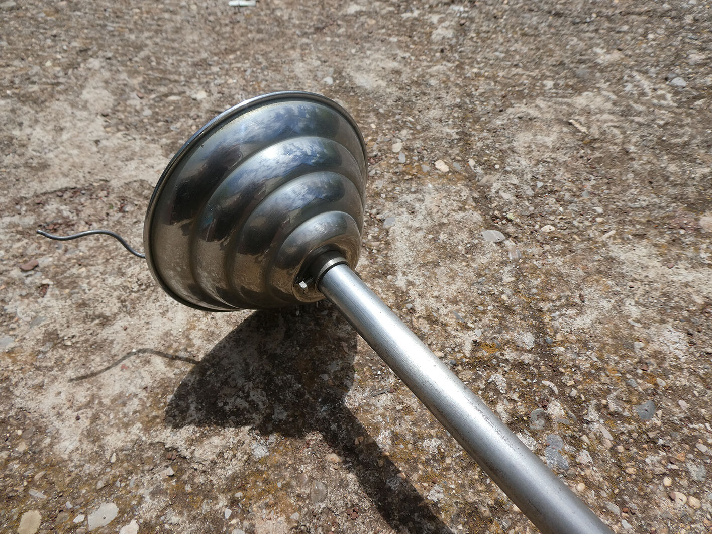 Suspension art deco globe in yellow glass