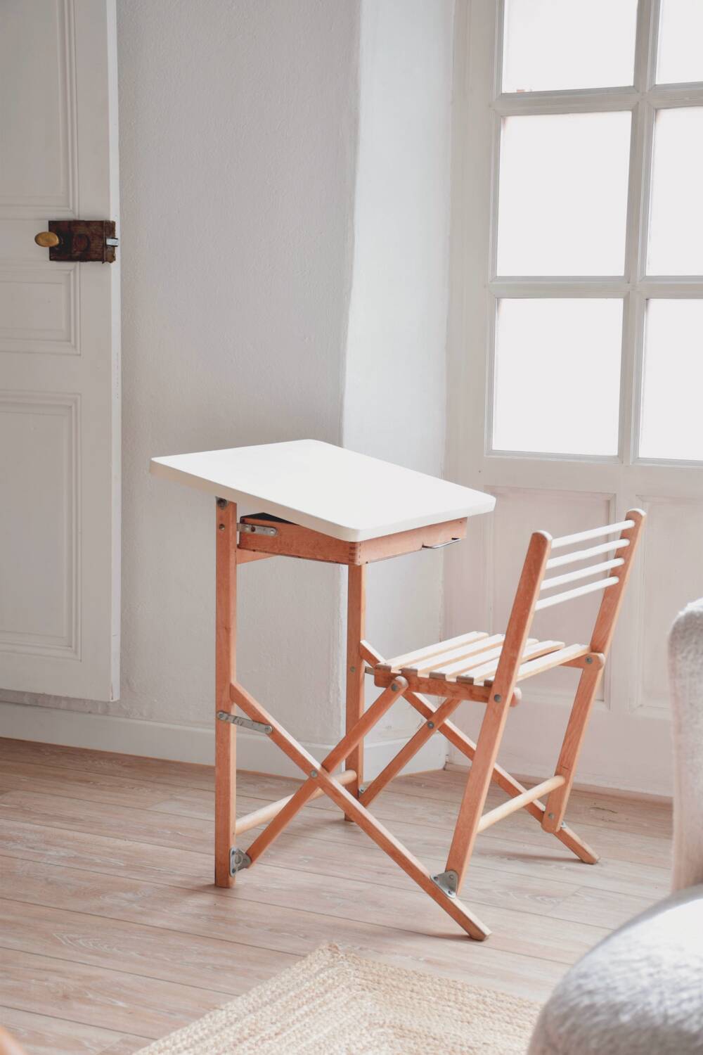 Plideal 60's Foldable School Desk