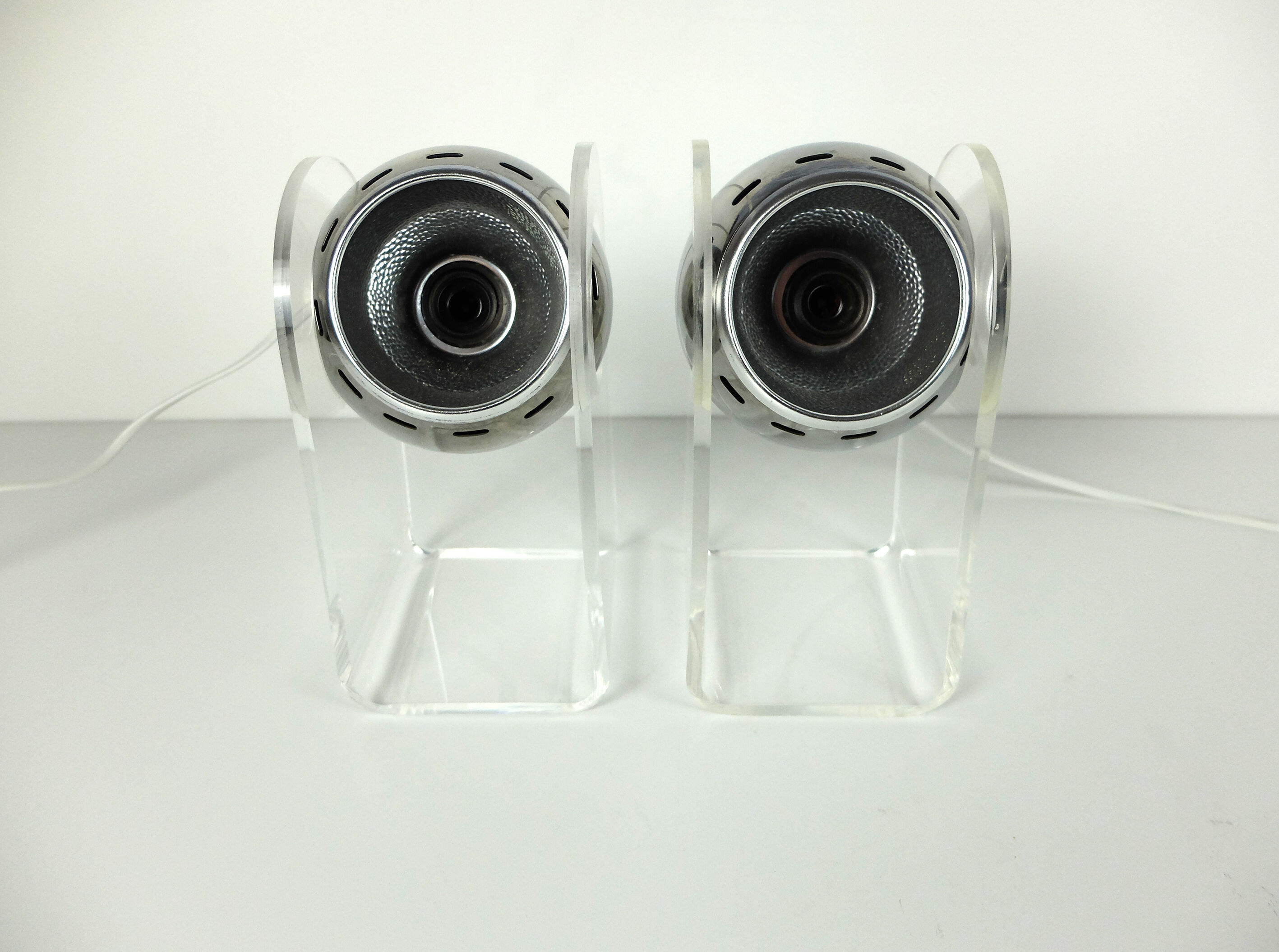 Pair of table lamps Space Age plexiglass sphere, 1960/70
