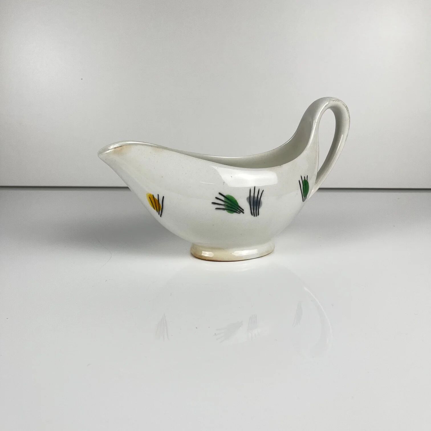 Sauceboat Gien Primefleur Creation, 1960