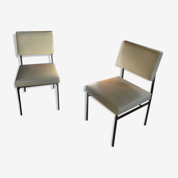 Airborne Chairs