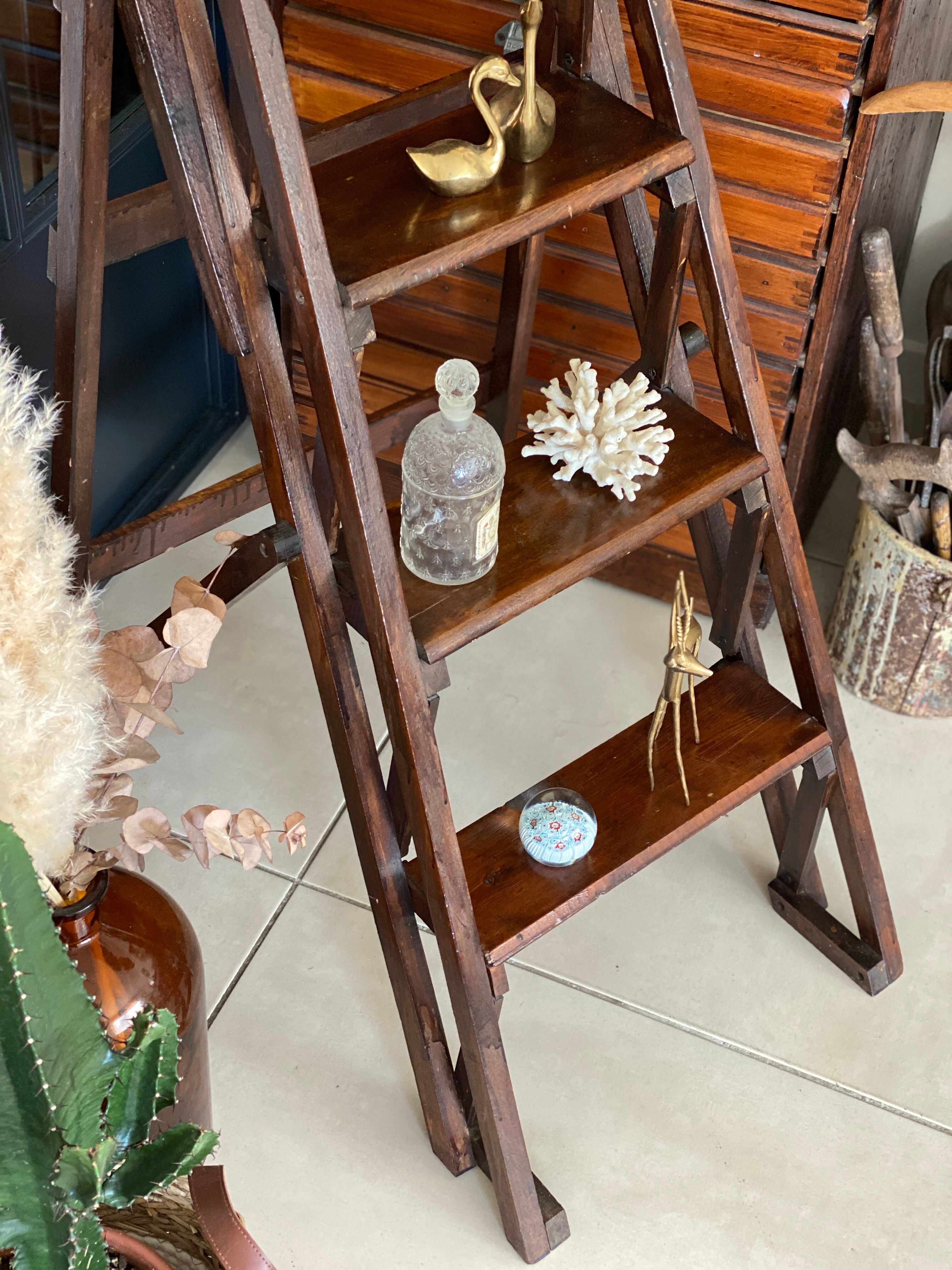 Escabeau bois vintage