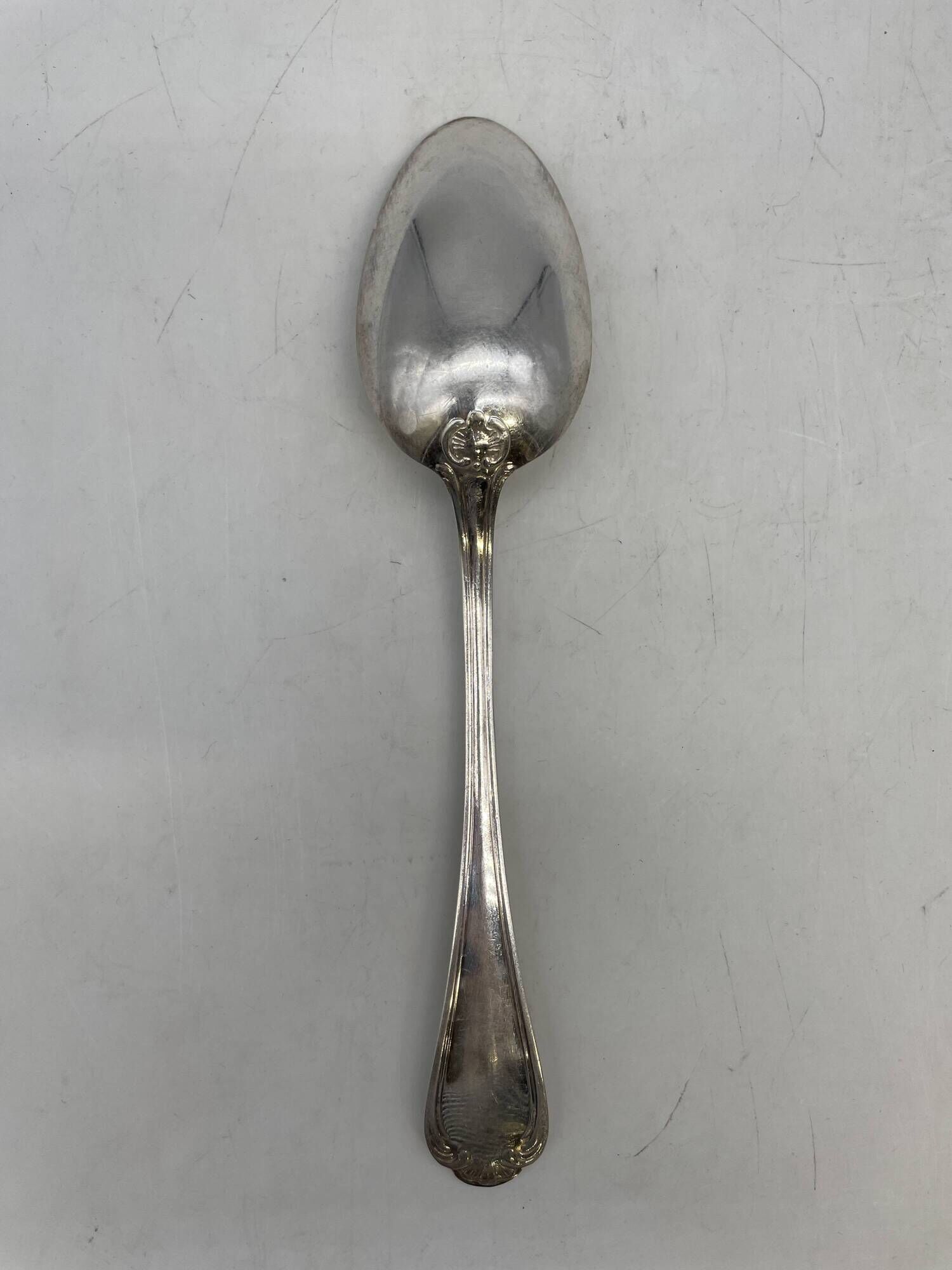 Lot de 7 cuillères à potage en métal argenté bas motif Louis XV