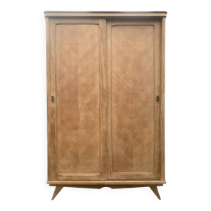 Armoire vintage pieds