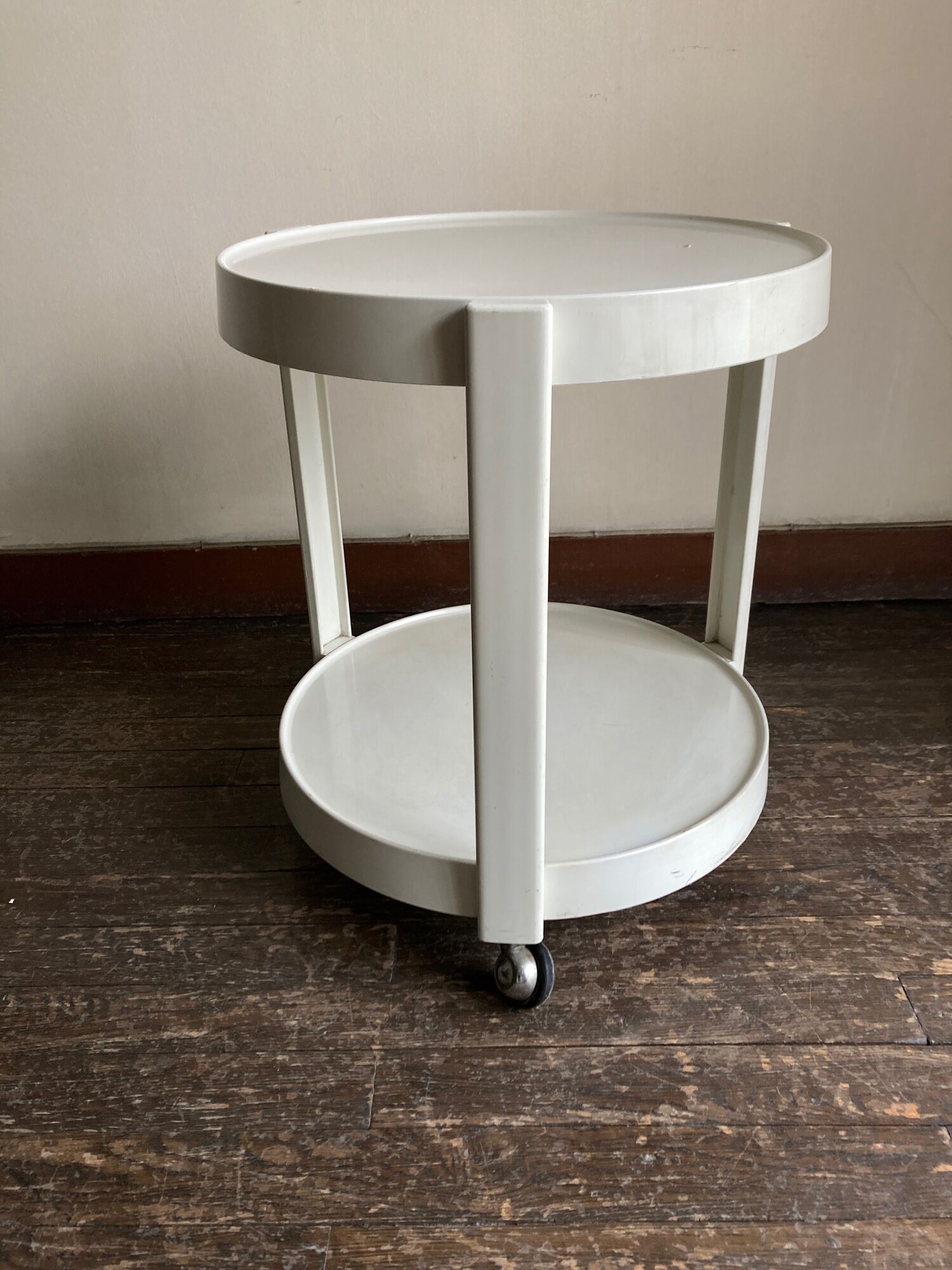 Italian design service Kastilla Design 1970