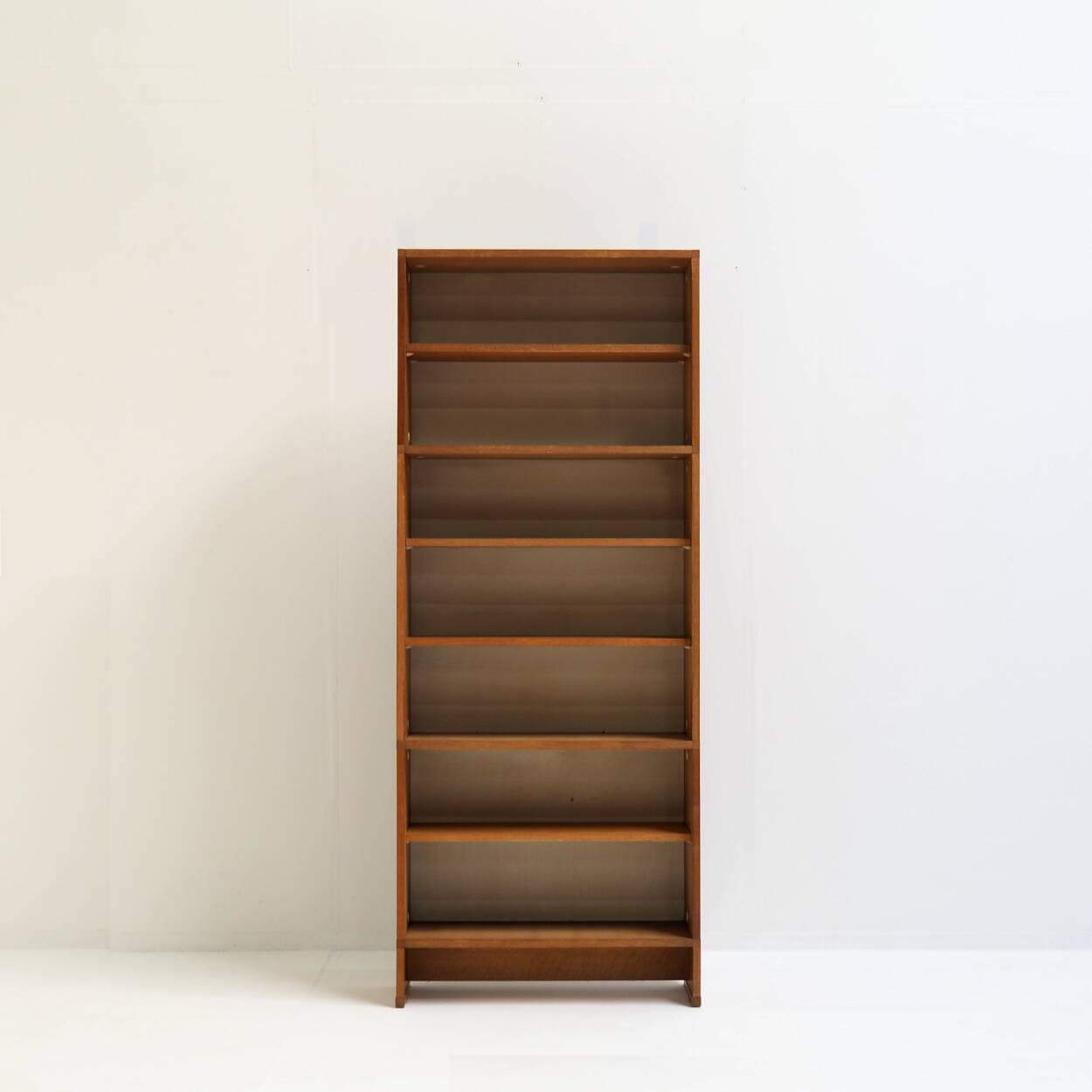 Bibliothèque en bois conçue par Cees Braakman pour Pastoe