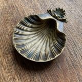 Brass shell clam