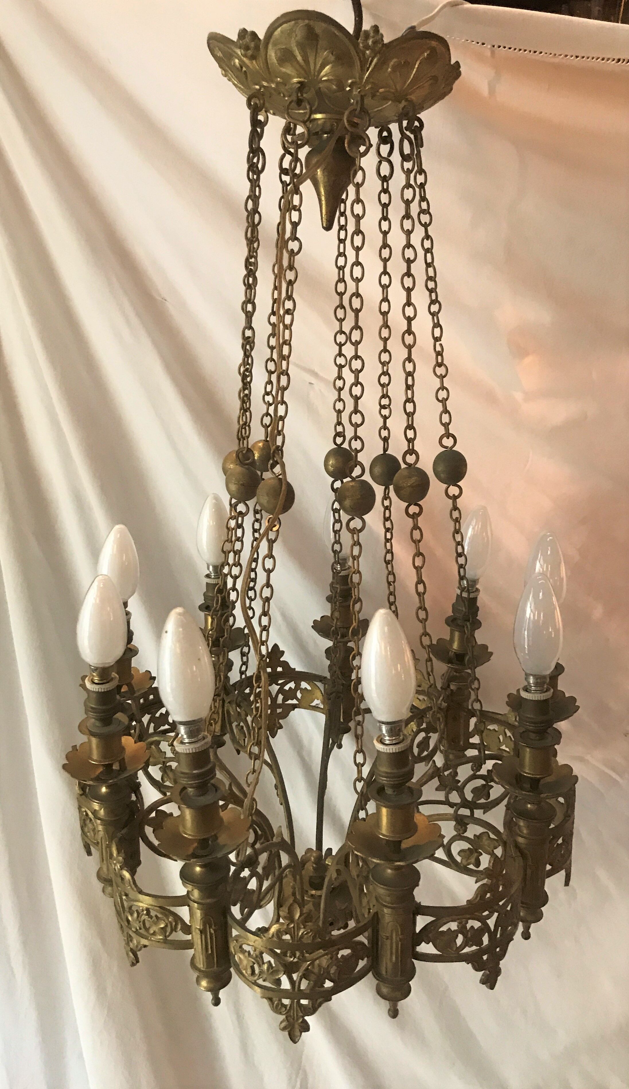 Brass chandelier 9 fires