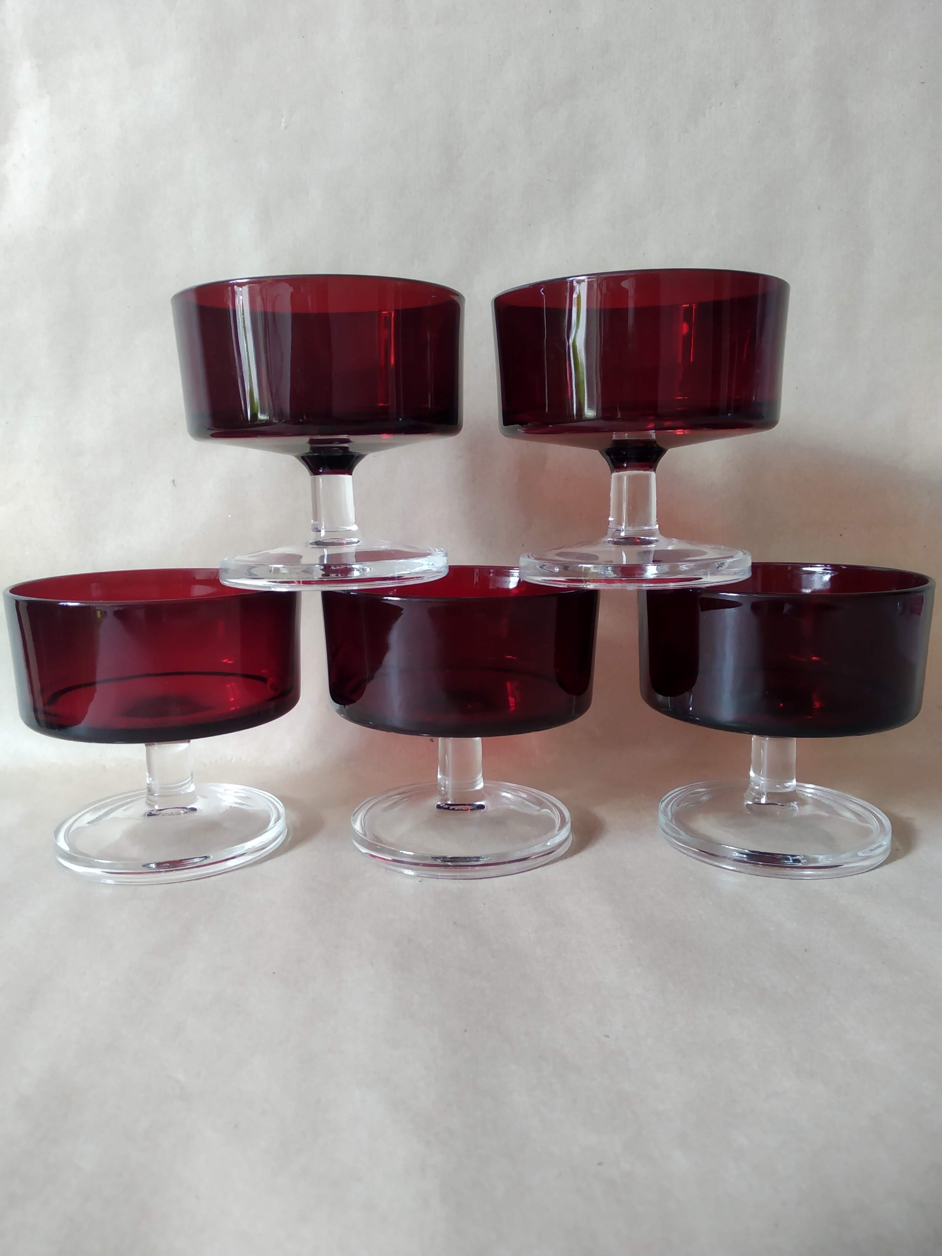 Vintage ruby red Luminarc cups 70'